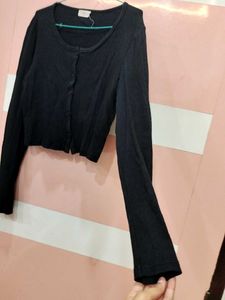 Black Button-Up Long Sleeve Cardigan Crop Top
