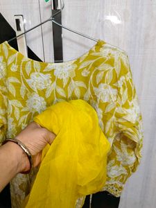 Full set Yellow Floral Kurta with Mirror Work