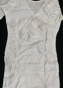Elegant White Chikankari Kurta