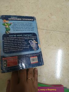 Geronimo Stilton Spacemice: You're Mine, Captain!