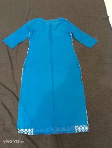 Aurelia Buy One Get 1 Offer Kurtis (S)