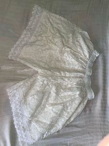Chic White Lace Shorts