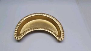Decorative Golden Urli