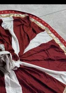 Elegant Maroon &amp; White Lehenga Skirt 5 meter gher