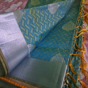 Elegent emobossed Pattu Saree