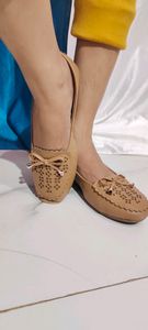 casual shoes for women
