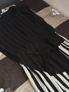 Chic Black &amp; White Striped Dress