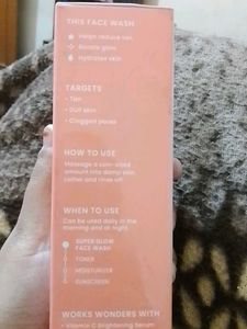 Foxtale Super Glow Face Wash