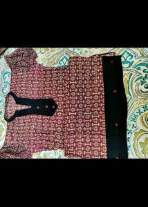 Maroon &amp; White Printed Kurta