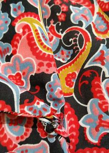 Vibrant Paisley Print Nighty