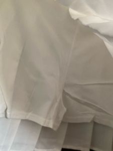 🦢 White Pleated Skirt - Elegant and Versatile