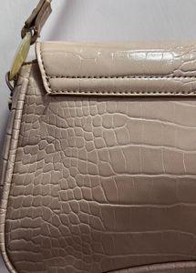 Chic Crocodile Embossed Shoulder Bag