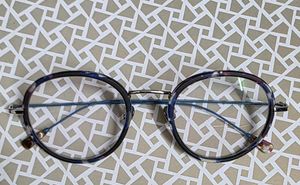 Stylish Round Eyeglasses