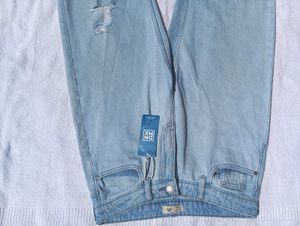 Wide Leg Light Blue Jean