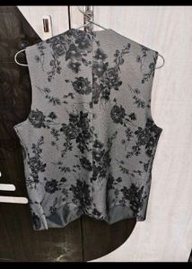 coat pant and kurta panjama are available