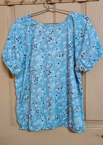 Blue Floral V-Neck Cropped Top
