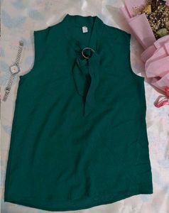 Chip green top✨