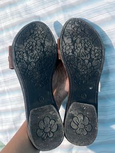 Stylish Brown Flat Sandals for Women