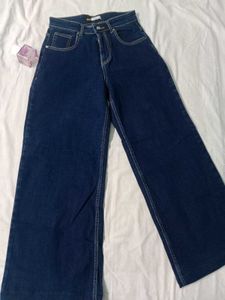 Dark blue wide leg denim ( Brand new )