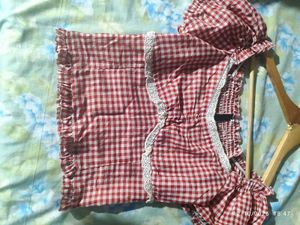 Gingham Puff Sleeve Square Neck Top