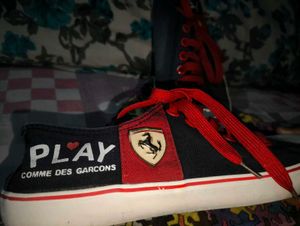 Comme des Garcons PLAY Sneakers
