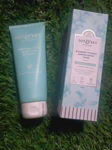 Dot & Key Skincare Set