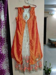 Orange Embroidered Kurta Set(2 piece set)