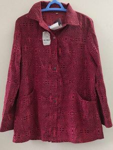 New Patterned Top - 40 Bust