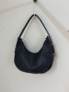Chic Black Shoulder Bag