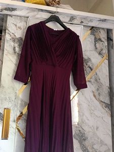 Elegant Pleated V-Neck Dress