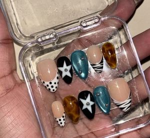 Midnight Muse Press-On Nails ✨