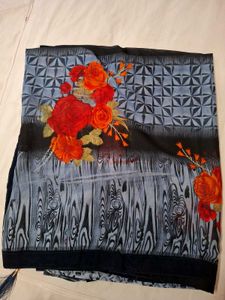Elegant Rose Print Saree