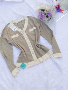 💋Korean Beige Cardigan Sweater💋