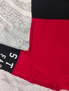 Red &amp; Black Style Fashion T-Shirt