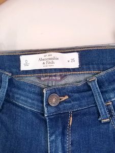 ABERCROMBIE &amp; FITCH NEW YORK DENIM SHORTS