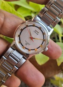 Vintage Chirag Watch - Classic Style