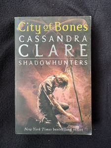 City of Bones - Cassandra Clare