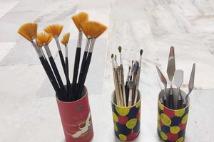Assorted Art Brushes and Palette Knives Set