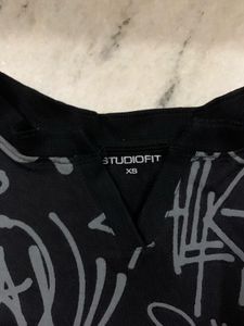 Graffiti Print Cropped Tee