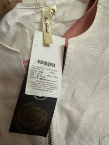 Elegant Embroidered Kurta with Flowy Palazzos