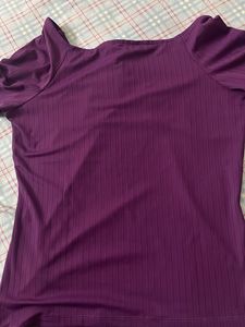 Chic Ribbed Tie-Front Top