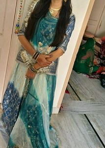 Rajputi Poshak