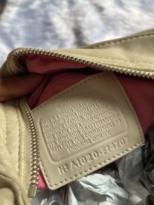 Coach Cream Crossbody / Shoulder Bag