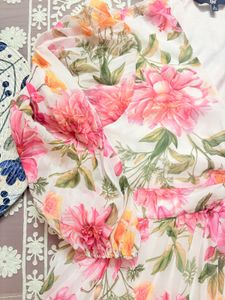 Floral Print Pleated Maxi Dress