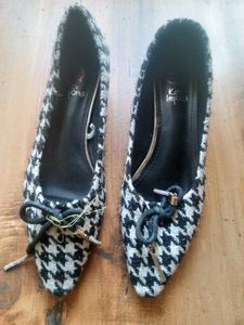 Houndstooth Ballerinas