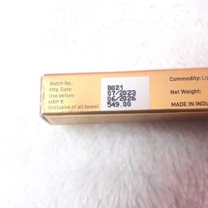 MyGlamm Ultimatte Long Stay Matte Lipstick-Showgir