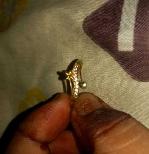 Charming Gold-Plated Ring with Heart &amp; Flower