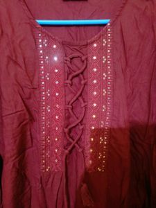 Maroon Bell Sleeve Tunic Top