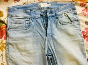 Men's Light Blue Jeans
