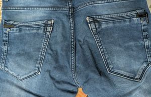 Men's Light Wash Denim Jeans